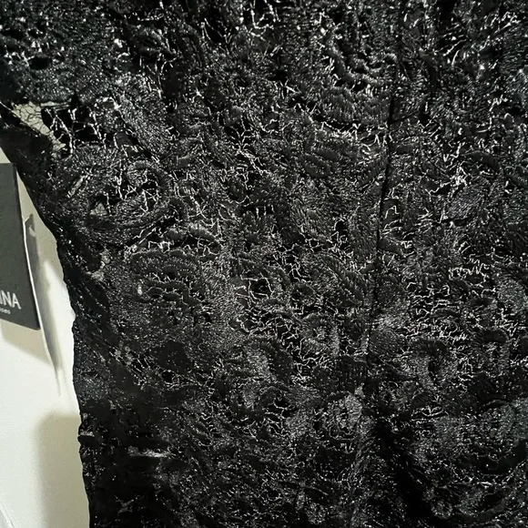 Marina size 4 cap sleep silver lace dress - Picture 9 of 9